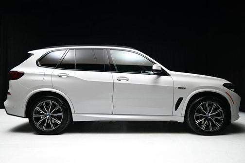 2022 BMW X5 PHEV xDrive45e