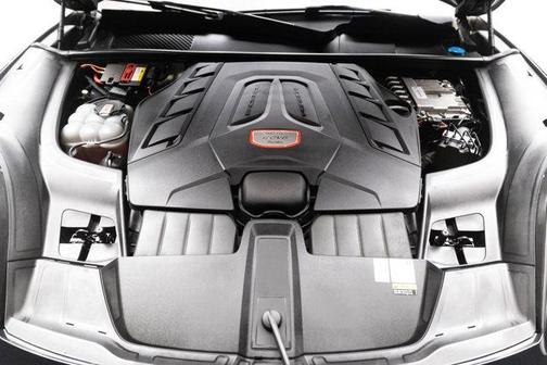 2022 Porsche Cayenne Turbo