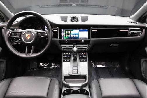 Chalk 2024 Porsche Macan Macan