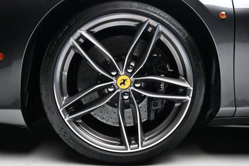 2016 Ferrari 488 GTB 2dr Cpe