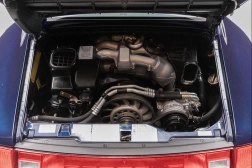 Ocean Blue (Met) 1997 Porsche 911 Carrera