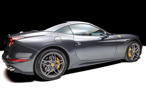 2016 Ferrari California T