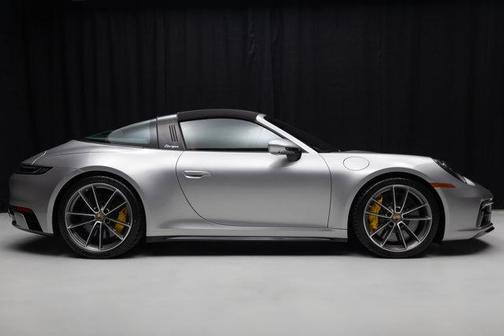 2024 Porsche 911 Targa 4S