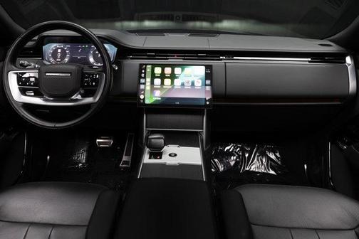 Ligurian Black SV Bespoke Ultra Metallic Gloss 2024 Land Rover Range Rover P615 SV