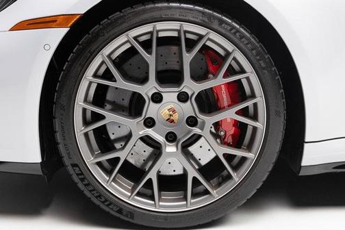 2025 Porsche 911 Carrera S