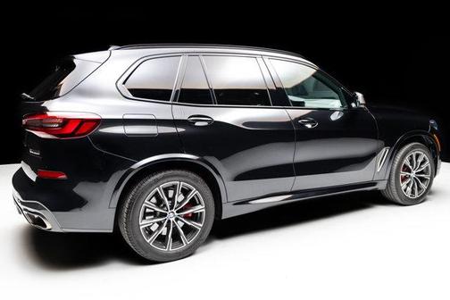 2021 BMW X5 M50i
