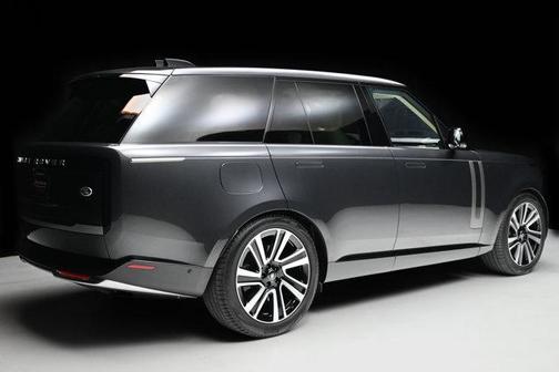 2023 Land Rover Range Rover P530 SE