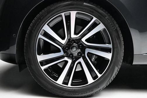 2023 Land Rover Range Rover P530 SE