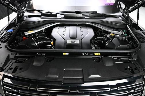 2023 Land Rover Range Rover P530 SE
