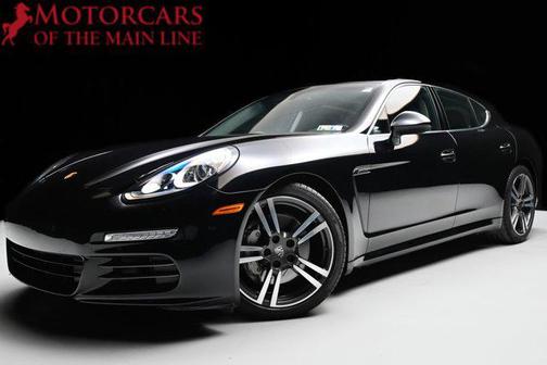 2016 Porsche Panamera 4S