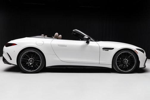 2024 Mercedes-Benz AMG SL 63 Base