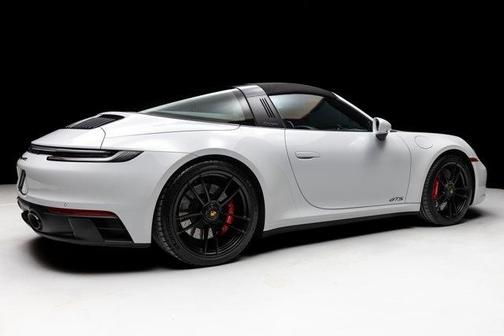 2023 Porsche 911 Targa 4 GTS