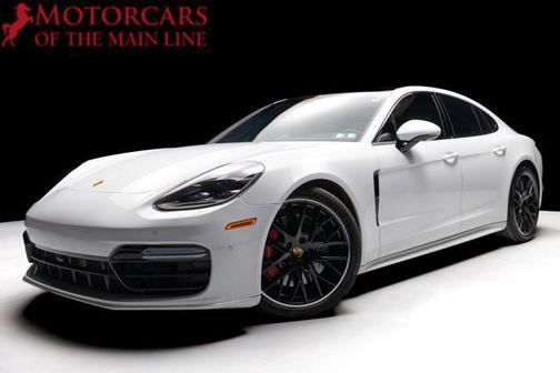 2020 Porsche Panamera GTS