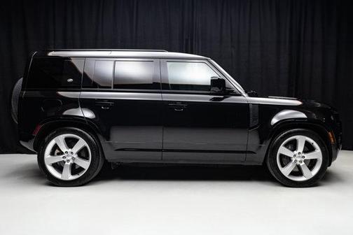 2023 Land Rover Defender 110 X-Dynamic SE