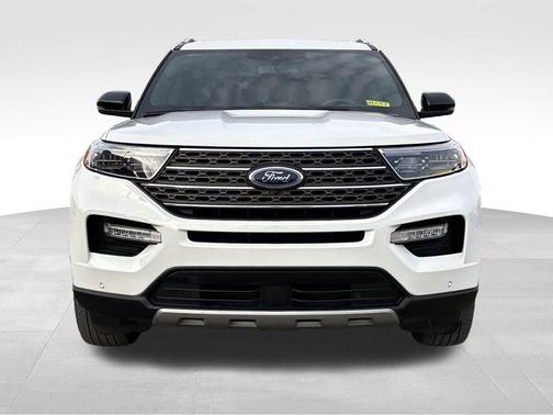 Star White 2023 Ford Explorer King Ranch