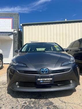 2022 Toyota Prius LE