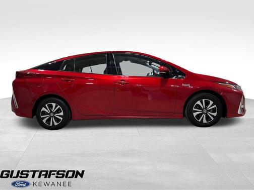 2017 Toyota Prius Prime 