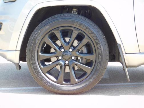 2019 Jeep Grand Cherokee Altitude