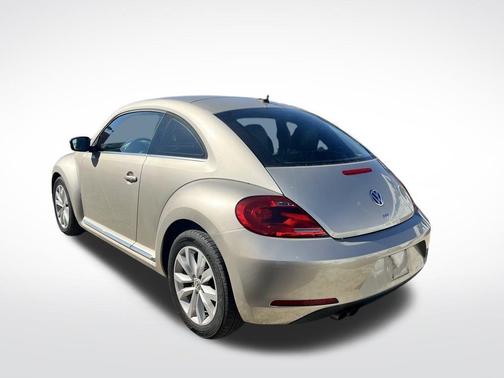 2013 Volkswagen Beetle 2.0L TDI