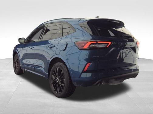 2023 Ford Escape ST-Line Elite