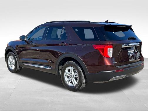 Rich Copper Metallic Tinted Clearcoat 2020 Ford Explorer XLT