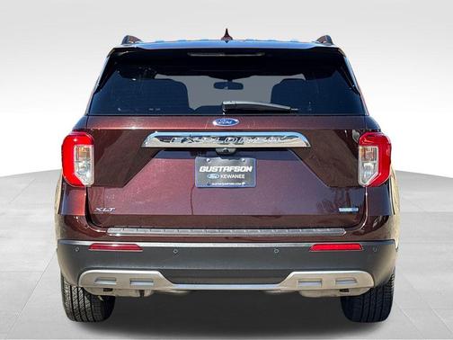 Rich Copper Metallic Tinted Clearcoat 2020 Ford Explorer XLT