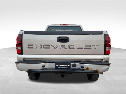 2004 Chevrolet Silverado 1500 Work Truck