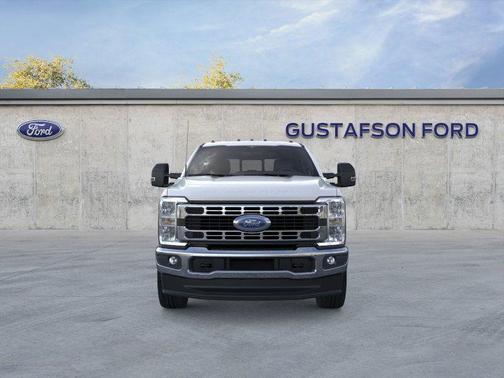 2025 Ford F-350 XLT