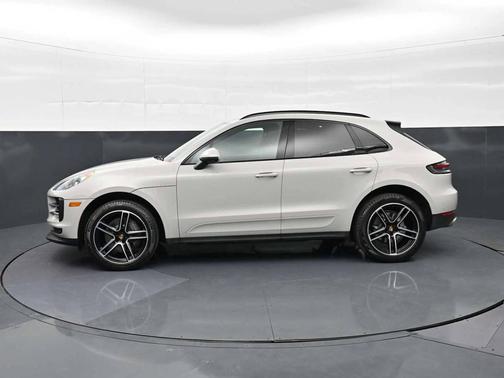 Chalk 2021 Porsche Macan