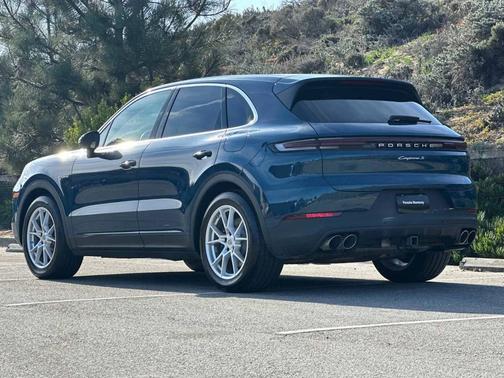 2024 Porsche Cayenne 