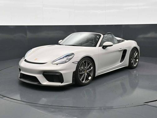 Chalk 2023 Porsche 718 Spyder