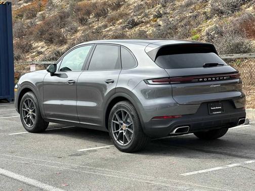 2024 Porsche Cayenne 