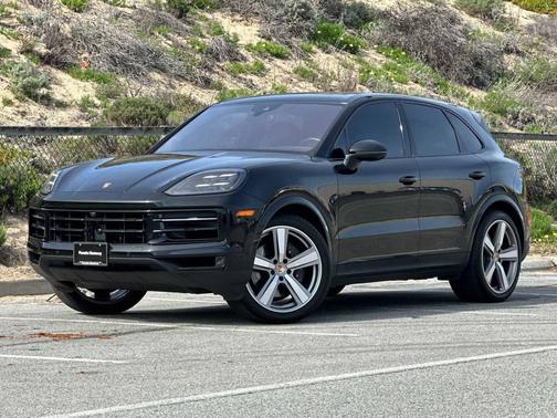2024 Porsche Cayenne 
