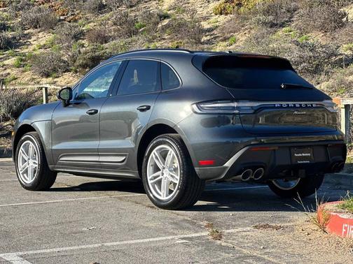 Volcano Grey Metallic 2026 Porsche Macan