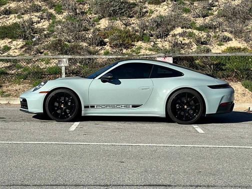 2025 Porsche 911 
