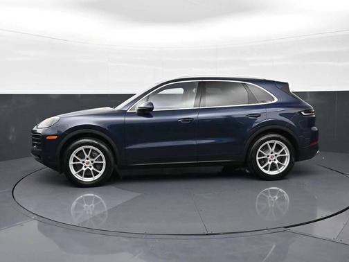 Algarve Blue Metallic 2025 Porsche Cayenne
