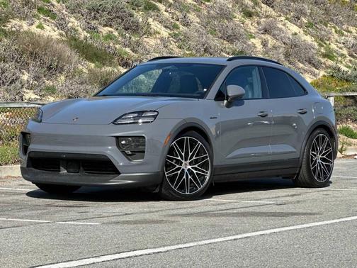 2025 Porsche Macan 