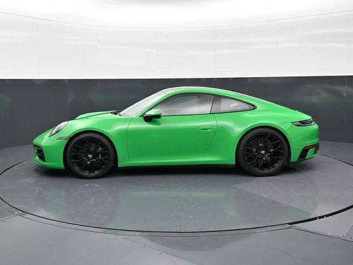 Python Green 2023 Porsche 911