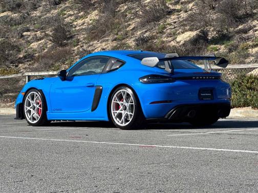 2025 Porsche 718 Cayman 