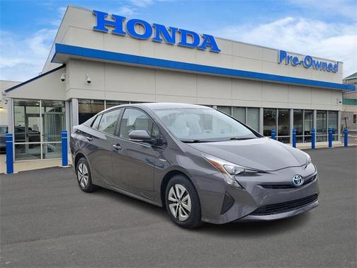 2016 Toyota Prius Four