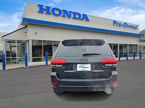 2021 Jeep Grand Cherokee Laredo