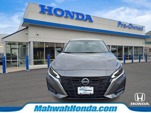 Gun Metallic 2025 Nissan Altima 2.5 SV