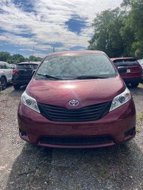 Salsa Red Pearl 2011 Toyota Sienna Base