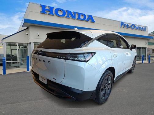 2025 Nissan Murano SL