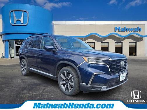 2025 Honda Pilot Touring 8-Passenger