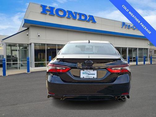 Midnight Black Metallic 2024 Toyota Camry SE