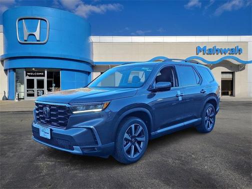 2025 Honda Pilot Touring 8-Passenger