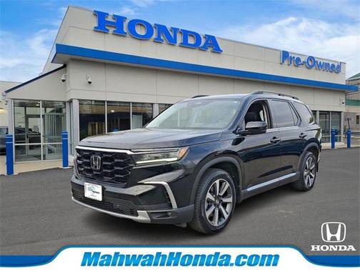 2025 Honda Pilot Touring 8-Passenger
