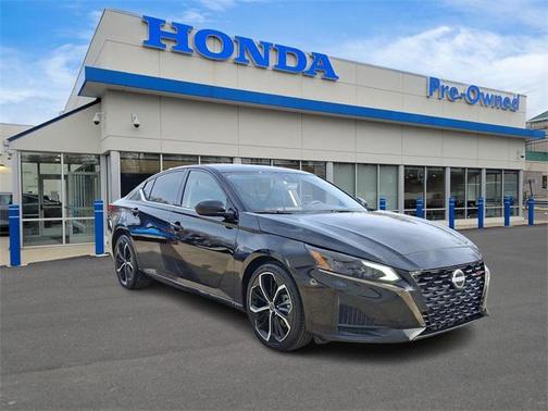 2025 Nissan Altima SR FWD