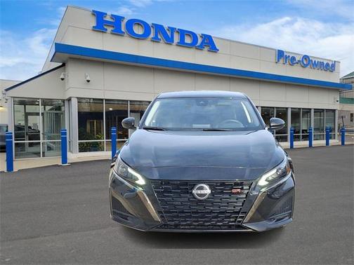 2025 Nissan Altima SR FWD